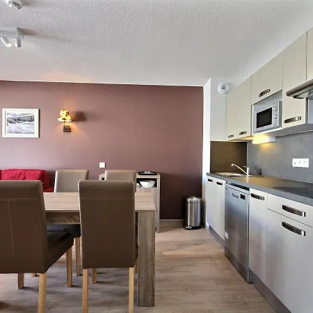 Bel 2 Pieces Avec Piscine Et Parking, 4 Personnes - Fr-1-455-23 *